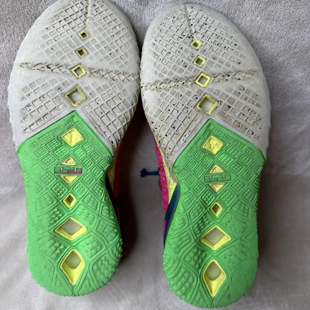 Size 7 - Nike LeBron 18 Los Angeles By Night 2020